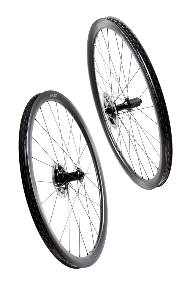 HUNT 35 Carbon Gravel Wheelset – 35  deep |     25  wide int |     30  wide ext