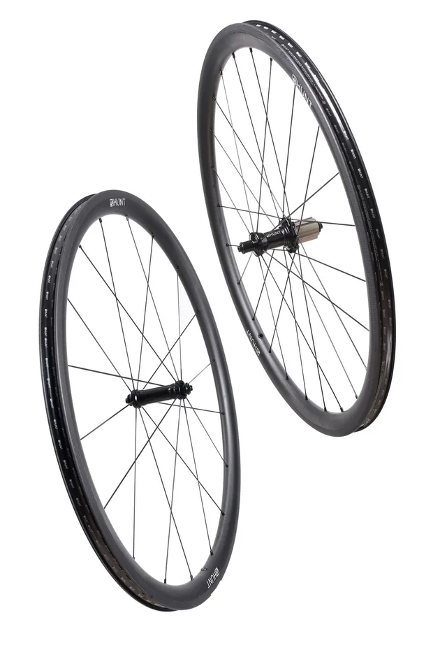 HUNT 36 Carbon Wide Aero Wheelset – 36  deep |     19  wide int |     27  wide ext