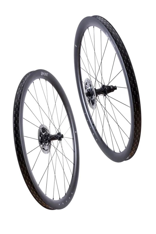 HUNT 40 Carbon Gravel Race Wheelset – 40  deep |     25  wide int |     30  wide ext
