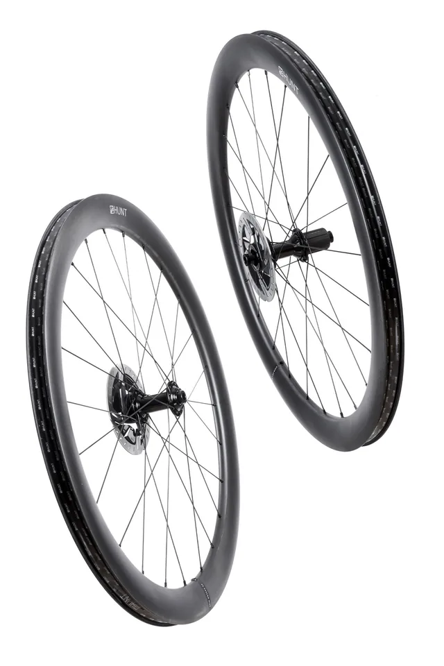 HUNT 50 Carbon Disc Wheelset – 50  deep |     22  wide int |     30  wide ext