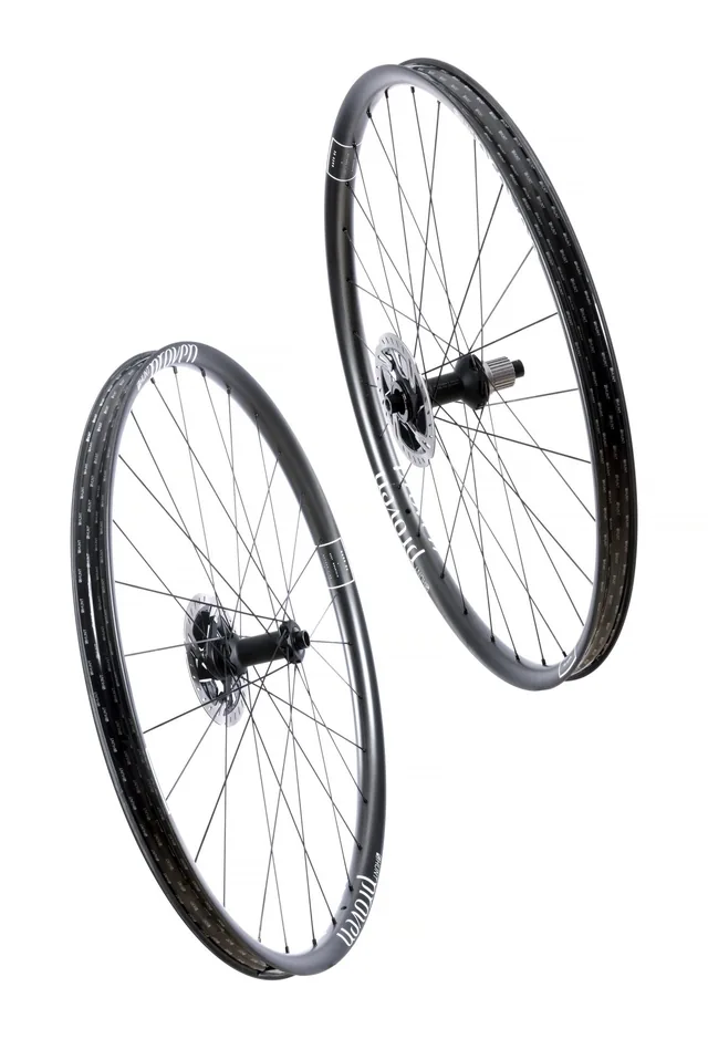 HUNT Proven Carbon Race XC MTB 29 Wheelset – 29" |     30  wide int